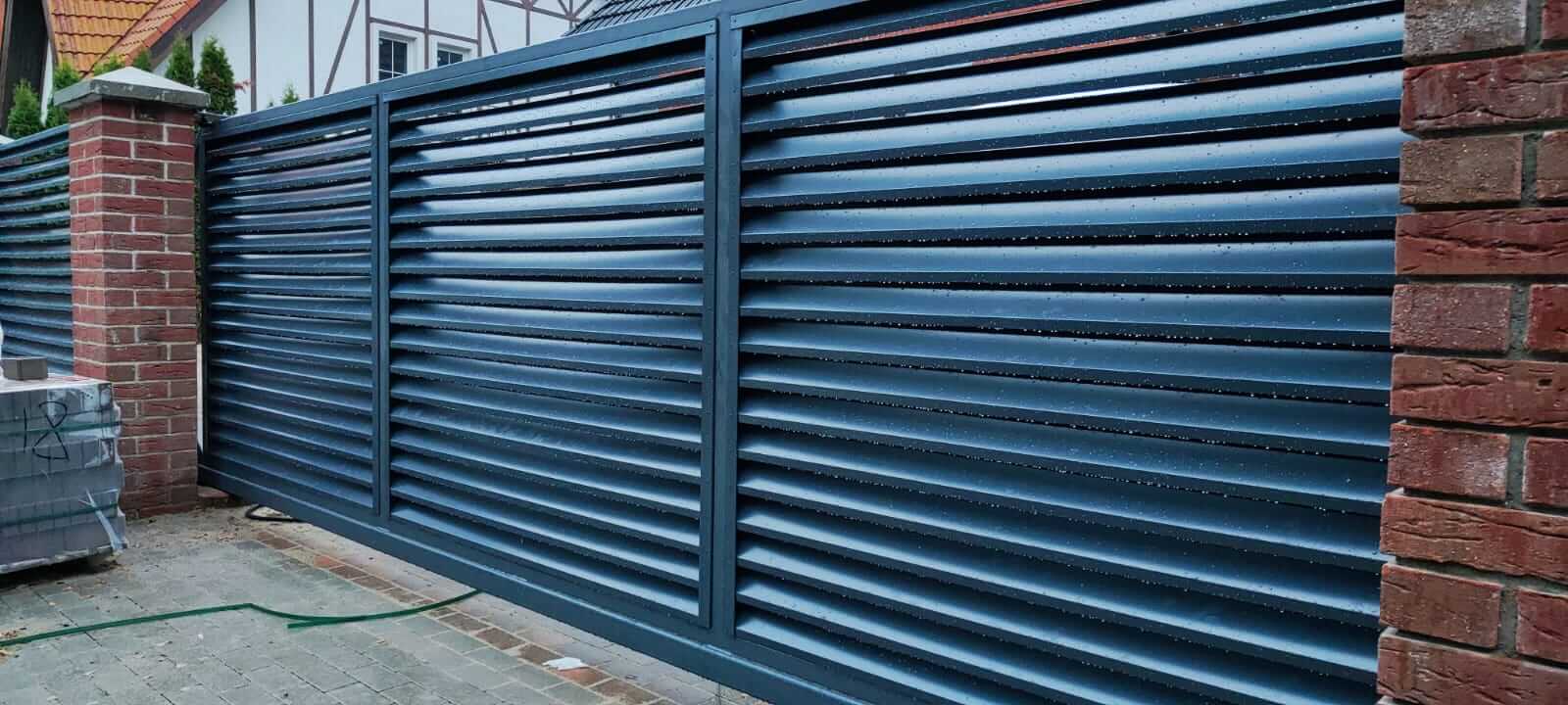 забор-жалюзи с ламелями эко-z ral7024 серый графит фото16 в Элисте