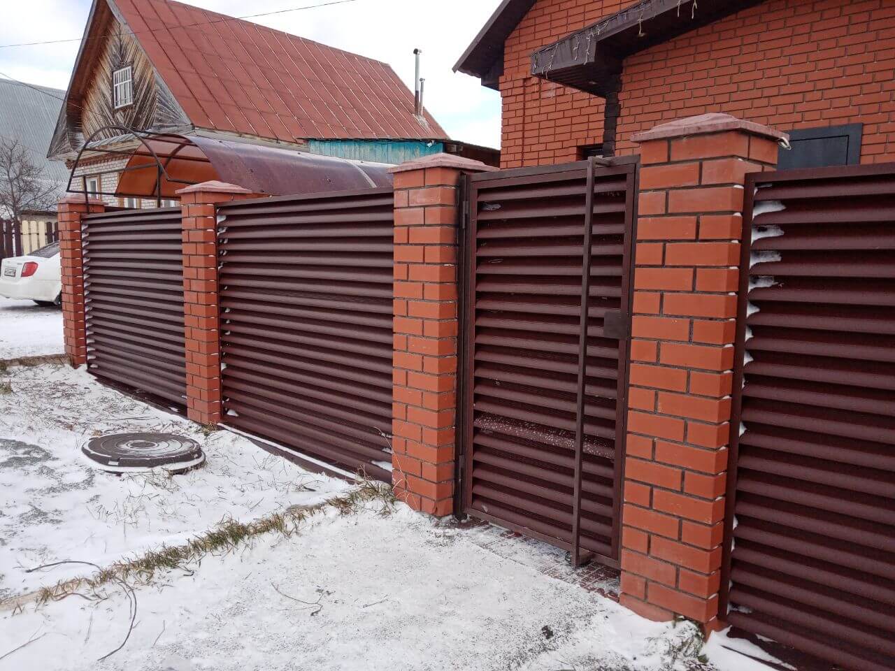 Забор из ламелей еврожалюзи 12м RAL8017/8017 Шоколад двусторонний МАТТЕ фото 2 в Элисте